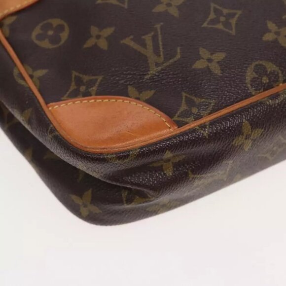 authenticity guaranteed LOUIS VUITTON Monogram Compiegne Clutch Bag - Picture 11 of 16